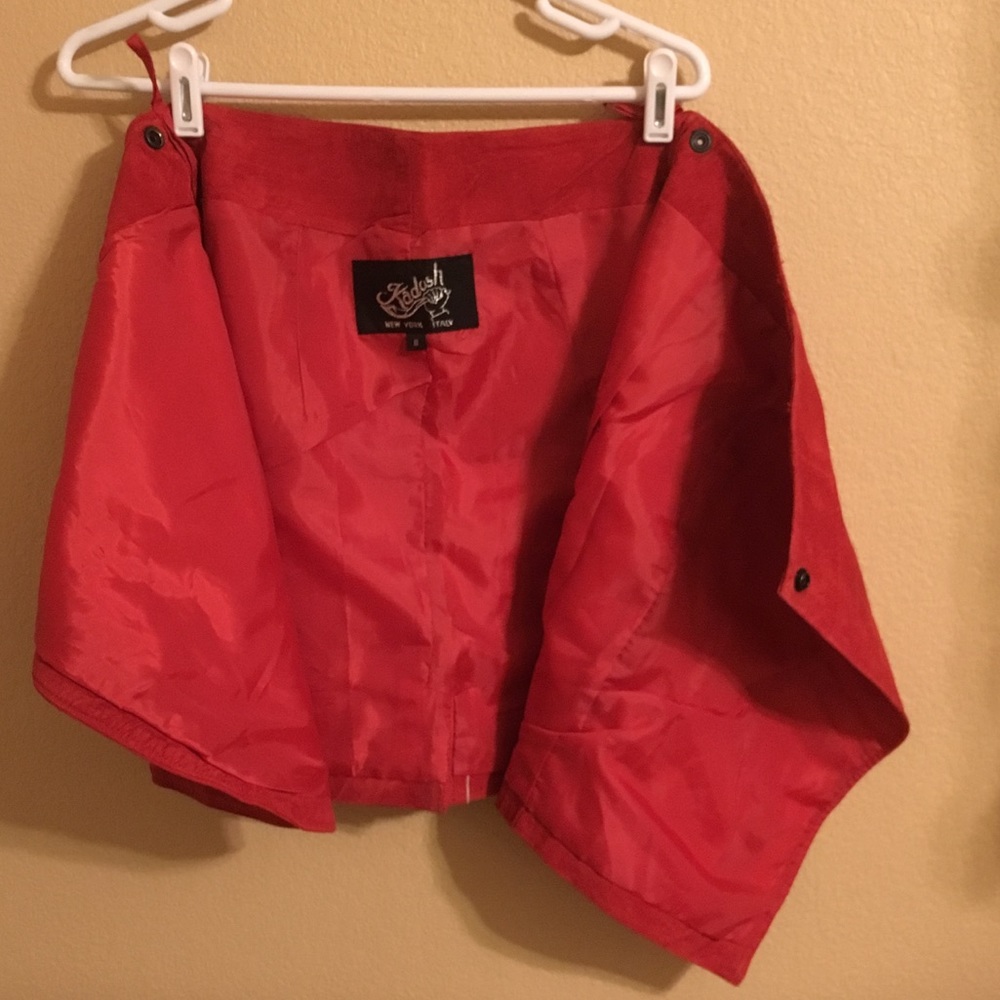 Vintage Italian red suede skirt - Picture 3 of 4